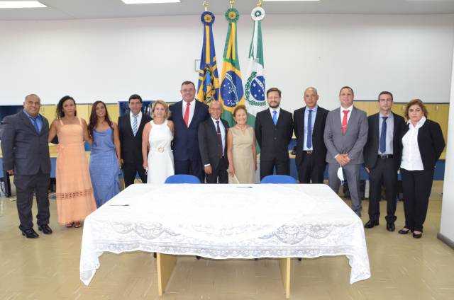POSSE DOS VEREADORES, PREFEITO E VICE, ELEITOS EM 2020. TUTI BOMTEMPO É O NOVO PREFEITO DE ASSAÍ. POSSE DOS VEREADORES, PREFEITO E VICE, ELEITOS EM 2020. TUTI BOMTEMPO É O NOVO PREFEITO DE ASSAÍ.