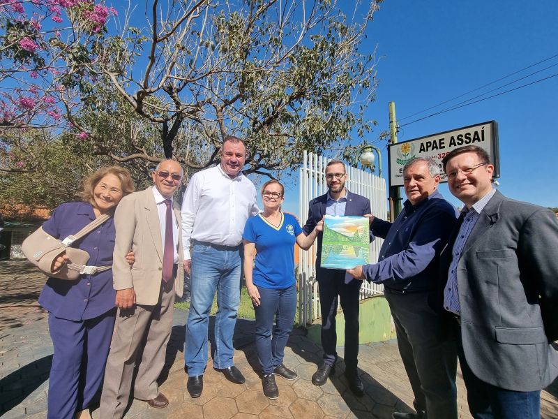 =MINISTRO PAULO ALVIM VISITA APAE DE ASSAÍ.