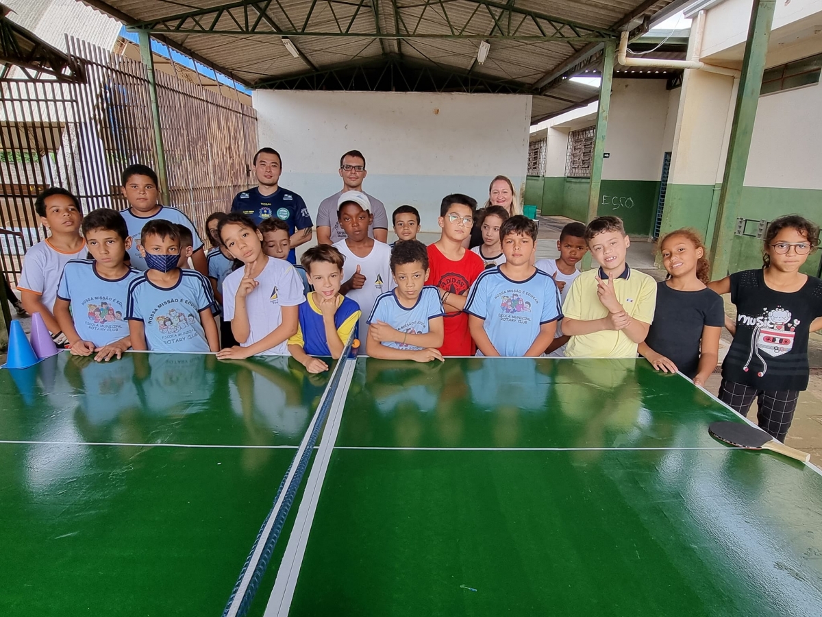 Garimpando o amanhã: projeto social apresenta o tênis de mesa e