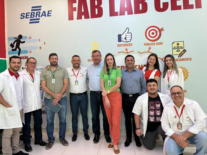503 MIL REAIS PARA EQUIPAMENTOS DOS LABORATÓRIOS DO CEEP ASSAÍ.