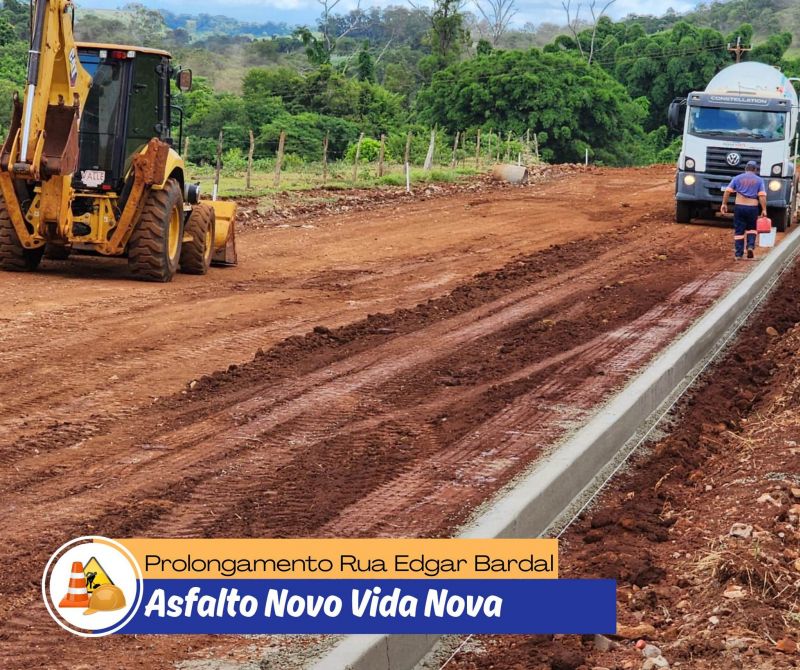 ASFALTO NOVO, VIDA NOVA AVANÇA A CADA DIA EM ASSAÍ.