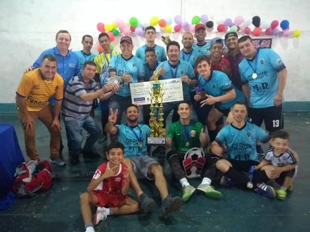 Assaí é campeã em dois campeonatos de futsal