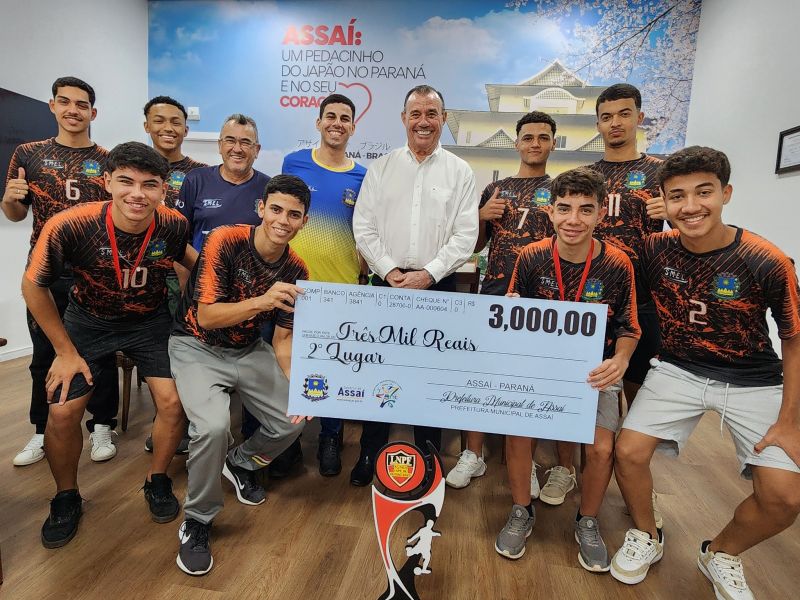 ASSAÍ VALORIZA SEUS TALENTOS: EQUIPE SUB-17 DE FUTSAL É PREMIADA PELA LEI MUNICIPAL DE INCENTIVO ESPORTIVO