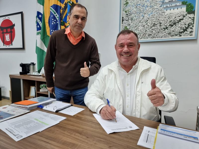 CONTRATAÇÃO DE MÉDICO PARA O PAU D’ALHO DO SUL .