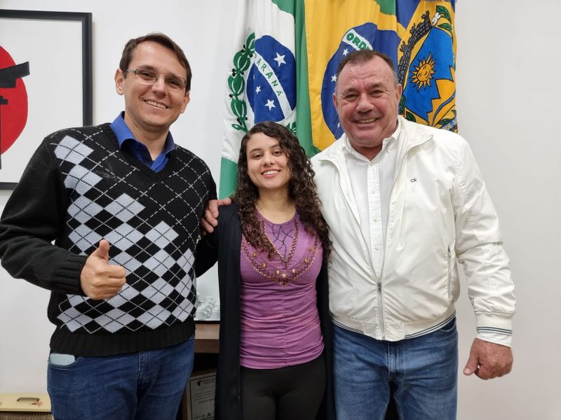 CONTRATAÇÃO DE NOVA SERVIDORA PARA A SECRETARIA DE ASSISTÊNCIA SOCIAL