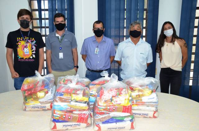 COOPERATIVA INTEGRADA DOA CESTAS BÁSCAS PARA O PROVOPAR.