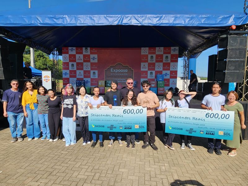 EXPOASA 2024: PREFEITO TUTI PREMIA VENCEDORES DO HACKASUN.