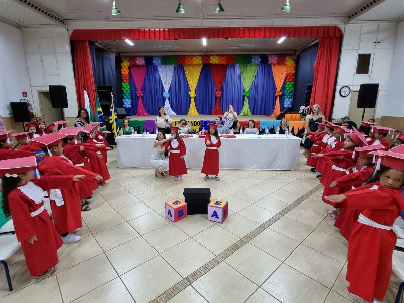 FORMATURA NIVEL V  DA REDE MUNICIPAL DE EDUCAÇÃO