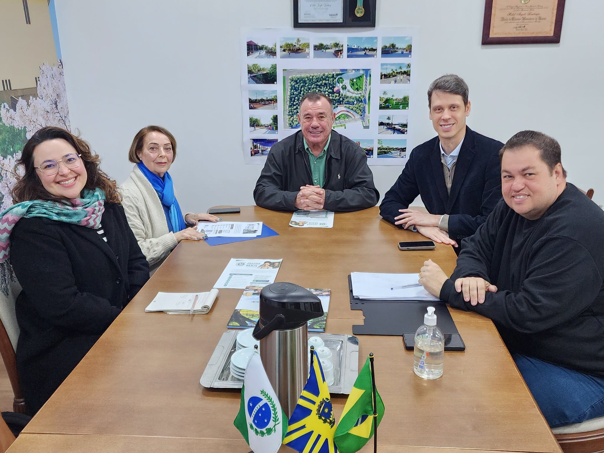 ASSAÍ INICIA ATIVIDADES DO POLO UEL COM UM PROGRAMA VOLTADO PARA O COMÉRCIO.