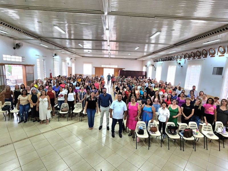 INÍCIO DO ANO LETIVO COM JORNADA PEDAGÓGICA PARA OS PROFISSIONAIS DA EDUCAÇÃO DE ASSAÍ