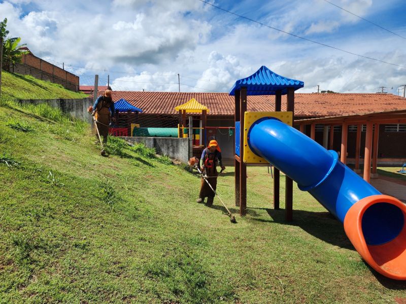 LIMPEZA E MANUTENÇÃO DAS ESCOLAS PARA O RETORNO ÀS AULAS