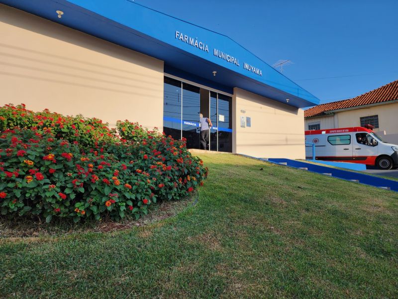 MANUTENÇÃO DOS PRÉDIOS PÚBLICOS É PRIORIDADE EM ASSAÍ: FARMÁCIA MUNICIPAL RECEBE NOVA PINTURA