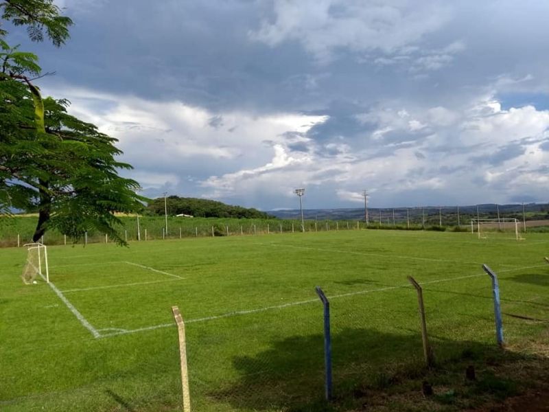 MANUTENÇÃO NO ESTÁDIO DO DISTRITO DO PAU D'ALHO DO SUL