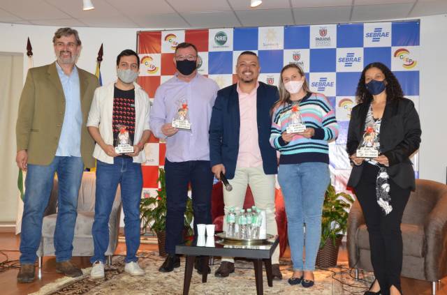 NO SÉTIMO ANIVERSÁRIO, CEEP ASSAÍ GANHA INCUBADORA SUNTECH