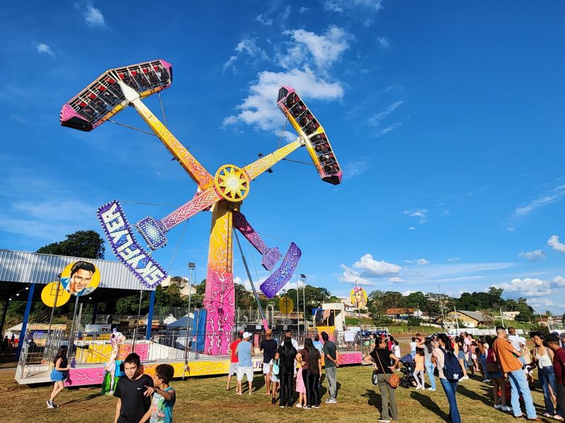 PARQUE DE DIVERSÕES GRATUITO DURANTE QUATYRO DIAS DE FESTA