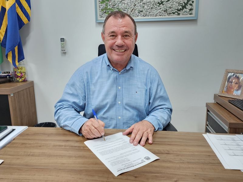 PREFEITO TUTI AUMENTA O VALE ALIMENTAÇÃO DOS SERVIDORES MUNICIPAIS PARA R$800,00.