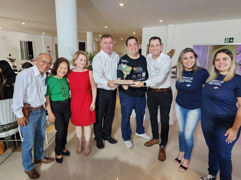 PREFEITO TUTI COMPARTILHA O PRÊMIO SEBRAE NACIONAL PREFEITURA EMPREENDEDORA COM EDUCADORES E TODA POPULAÇÃO ASSAIENSE.