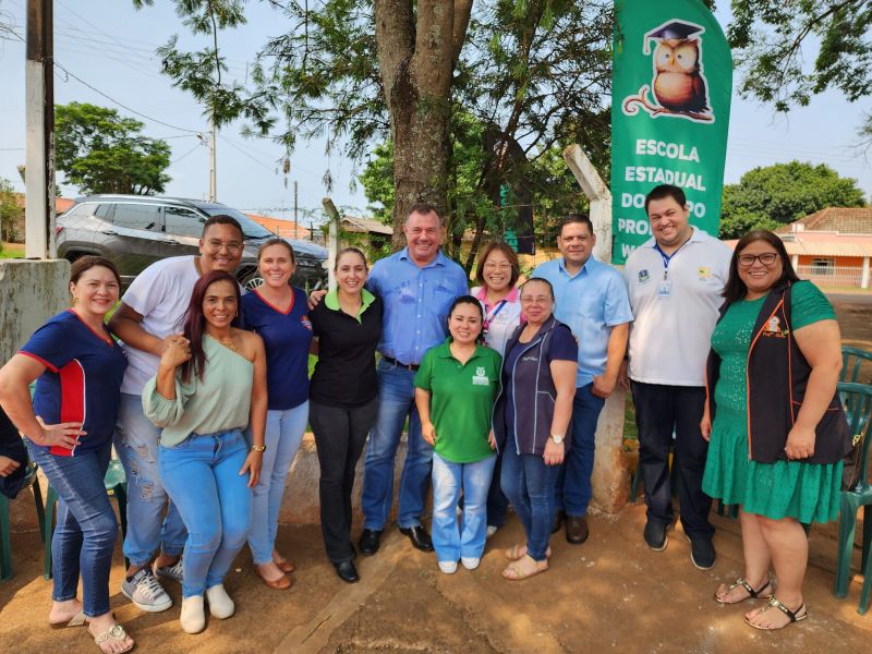 PREFEITO TUTI PARTICIPA DO ANIVERSÁRIO DA ESCOLA WALERIAN WROSZ