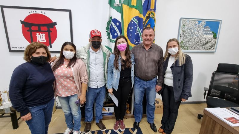 PREFEITURA CONTRATA MAIS UMA PROFESSORA PARA A EDUCAÇÃOD E ASSAÍ.