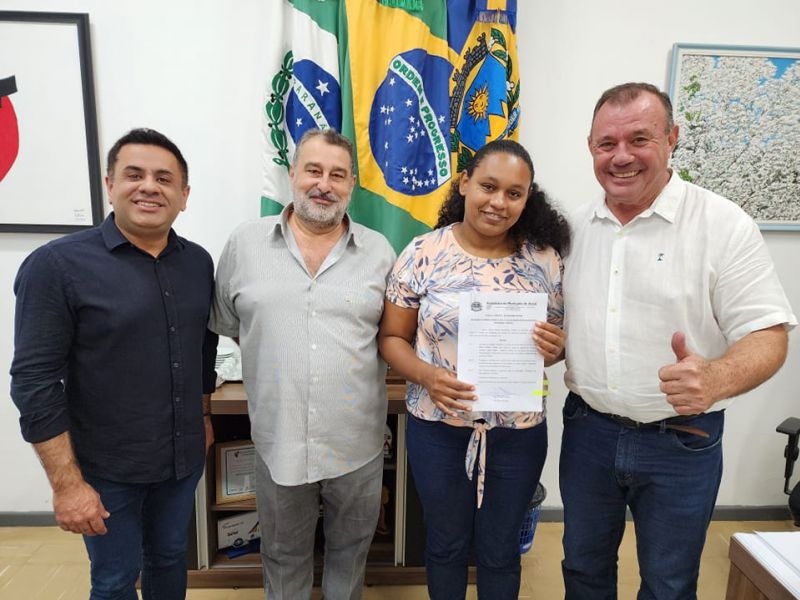 PREFEITURA CONTRATA NOVA SERVIDORA
