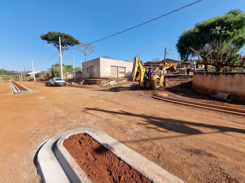 PREFEITURA INICIA SEGUNDA ETAPA DA PAVIMENTAÇÃO DA AVENIDA TSURUO TANNO