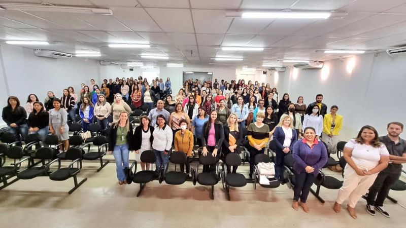 PROFESSORES PARTICIPAM DE FORMAÇÃO PEDAGÓGICA PARA O VOLTA AS AULAS.