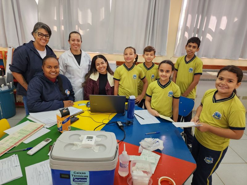 PROGRAMA SAÚDE NA ESCOLA: ATUALIZAÇÃO DA CARTEIRA DE VACINAÇÃO DOS ESTUDANTES