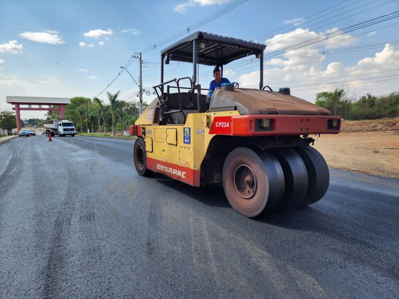 RECAPEAMENTO ASFALTICO DA AV  RIO DE JANEIRO