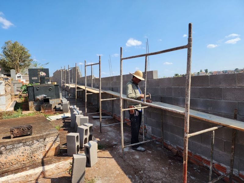 REFORMA E AMPLIAÇÃO DO CEMITÉRIO MUNICIPAL.