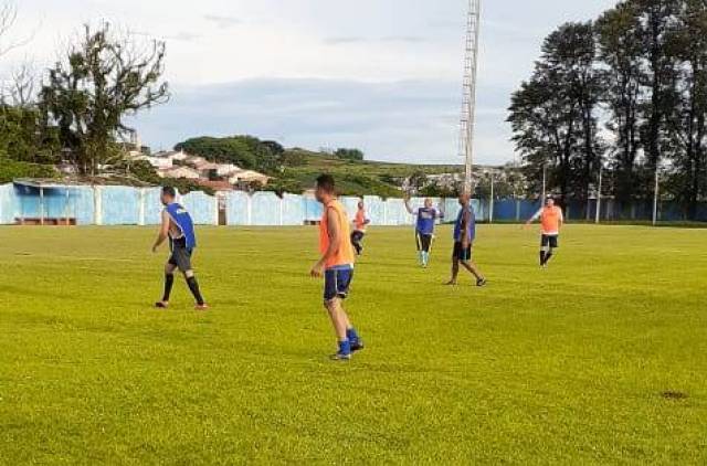 TREINO DOS VETERANOS E CINQUENTINHAS ESTÃO DE VOLTA