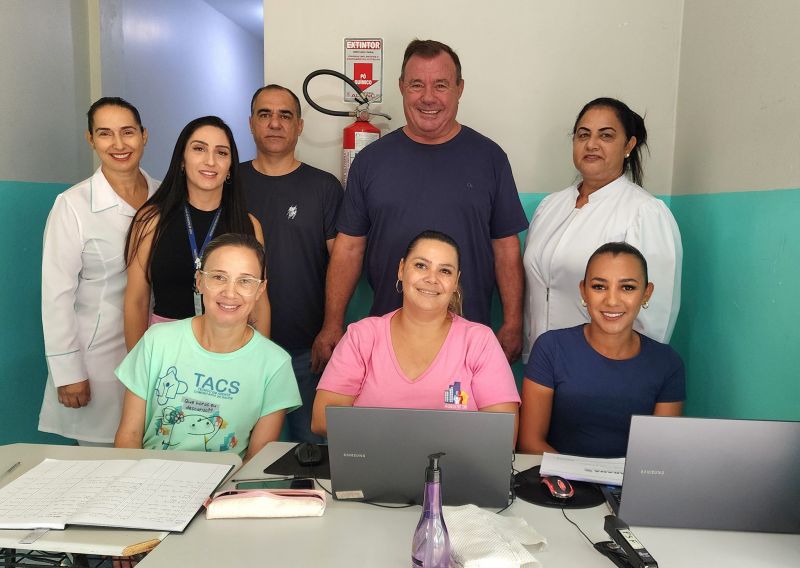 VACINAÇÃO CONTRA DENGUE DE CRIANÇAS DE 10 E 11 ANOS DE ASSAÍ.