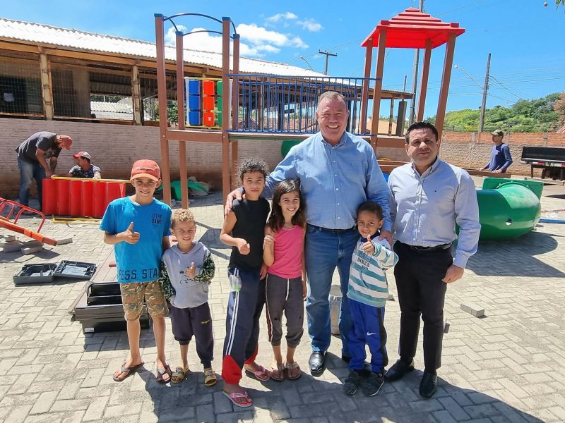 VILA ESPERANÇA GANHARÁ UM PARQUINHO INFANTIL